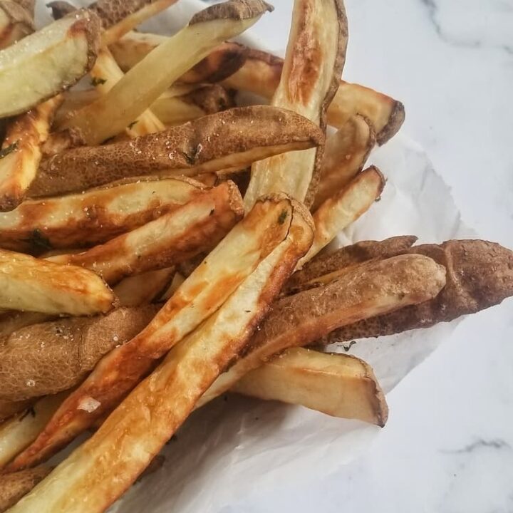 side view of crispy french fries