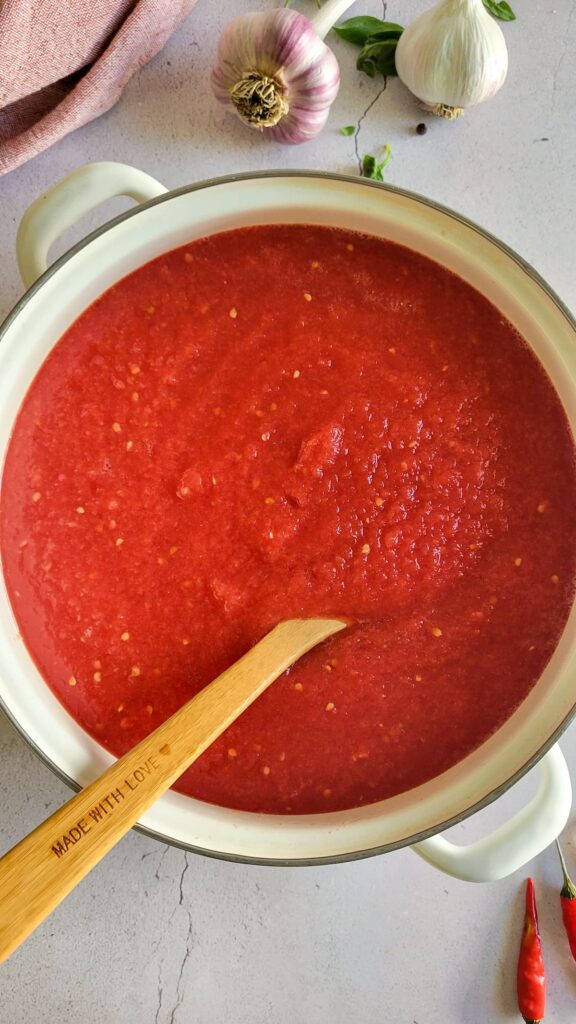 RECIPE FOR SAUCE WITH FRESH TOMATOES