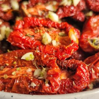 sun dried tomatoes and garlic