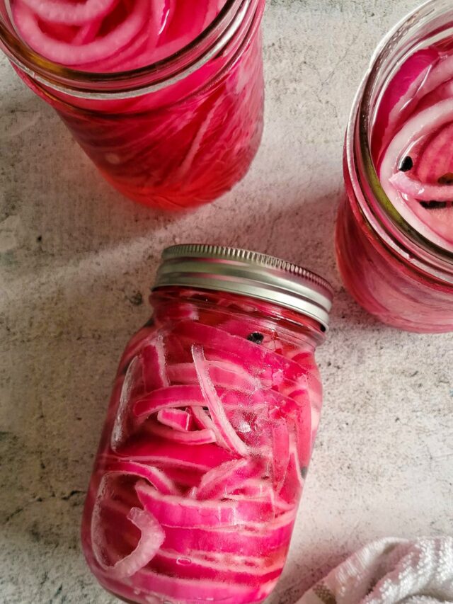 PINK PICKLED ONIONS