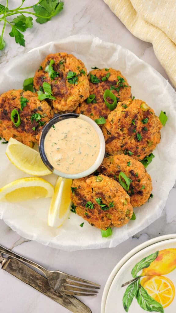 SALMON CAKES WITH FRESH SALMON