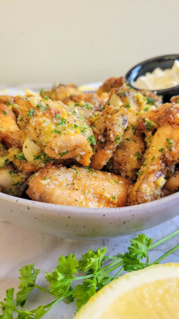 THE ULTIMATE KETO CHICKEN WINGS (GARLIC PARM)