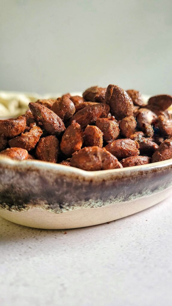 CINNAMON ROASTED ALMONDS