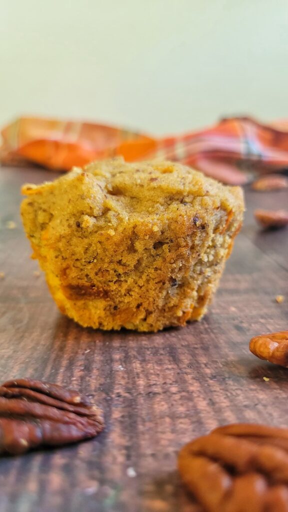 MUFFINS WITH CARROTS