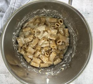 creamy one-pot ricotta pasta.